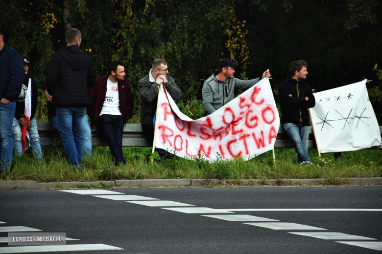 Protest rolników na krajowej ósemce