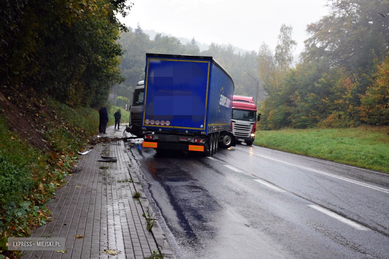 Kolizja samochodu ciężarowego w Bardzie