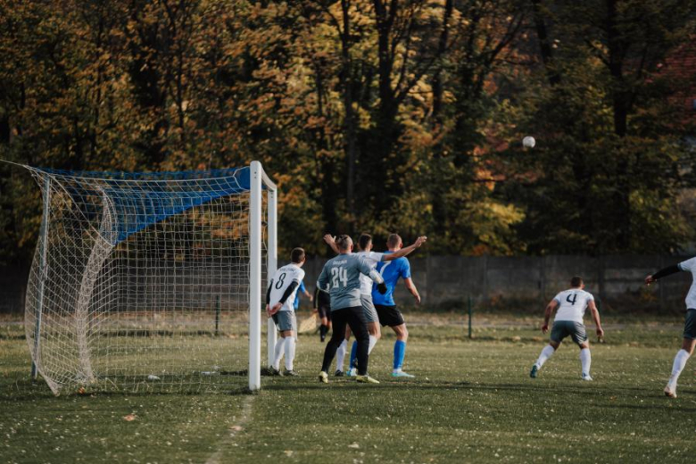 A-klasa, gr. III: Unia Złoty Stok 2:0 (2:0) Śnieżnik Domaszków