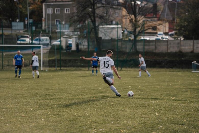 A-klasa, gr. III: Unia Złoty Stok 2:0 (2:0) Śnieżnik Domaszków