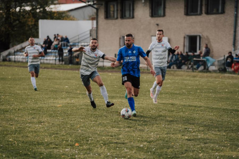 A-klasa, gr. III: Unia Złoty Stok 2:0 (2:0) Śnieżnik Domaszków