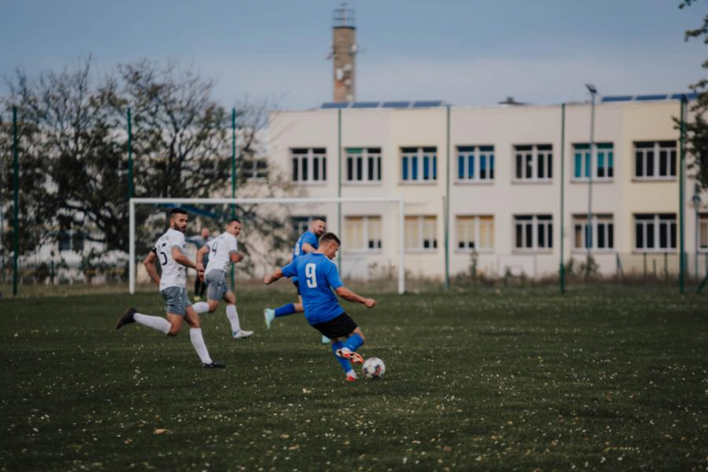 A-klasa, gr. III: Unia Złoty Stok 2:0 (2:0) Śnieżnik Domaszków