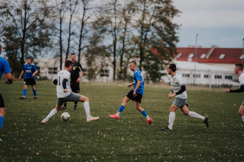 A-klasa, gr. III: Unia Złoty Stok 2:0 (2:0) Śnieżnik Domaszków