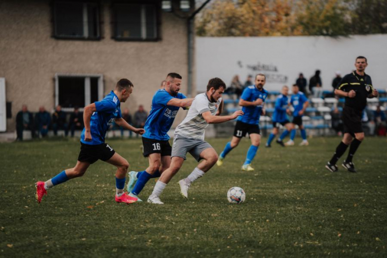 A-klasa, gr. III: Unia Złoty Stok 2:0 (2:0) Śnieżnik Domaszków