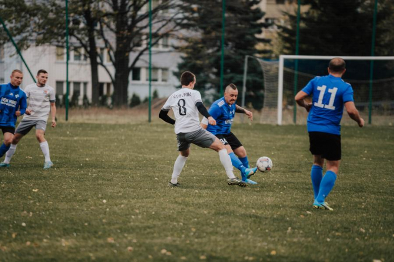 A-klasa, gr. III: Unia Złoty Stok 2:0 (2:0) Śnieżnik Domaszków