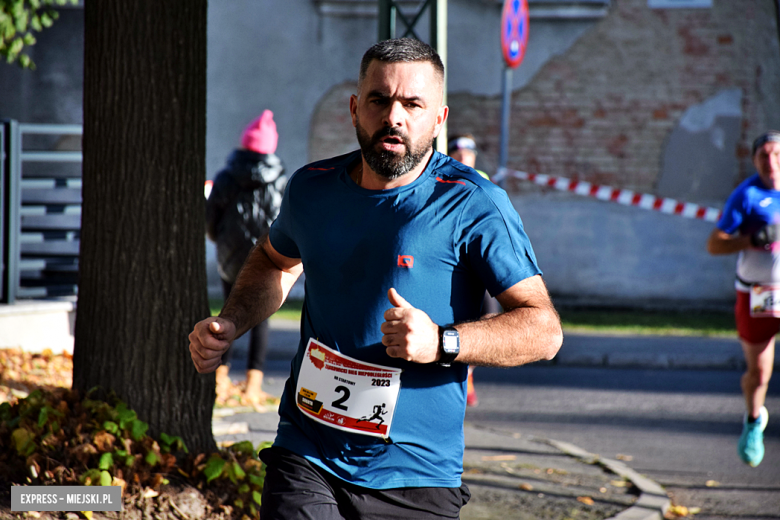 	Na sportowo uczcili 105. rocznicę niepodległej Polski. Bieg patriotyczny w Ząbkowicach Śląskich