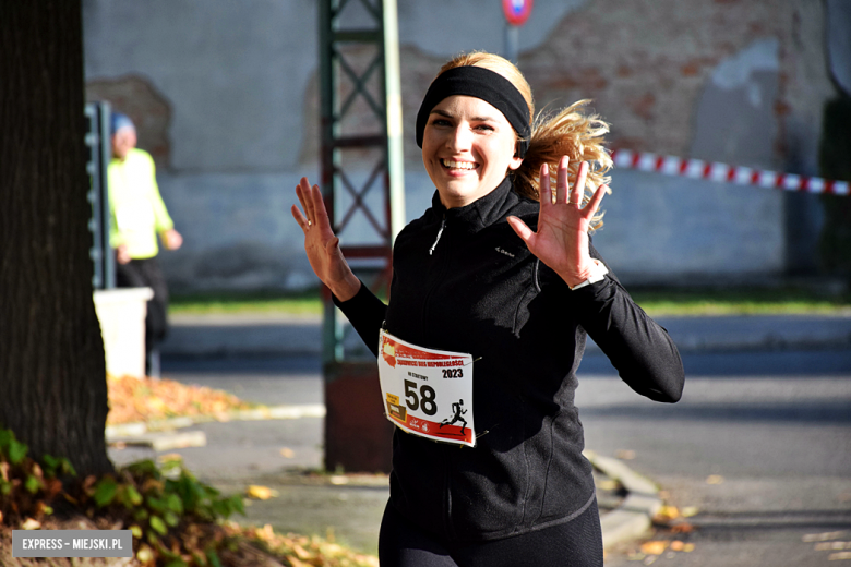 	Na sportowo uczcili 105. rocznicę niepodległej Polski. Bieg patriotyczny w Ząbkowicach Śląskich