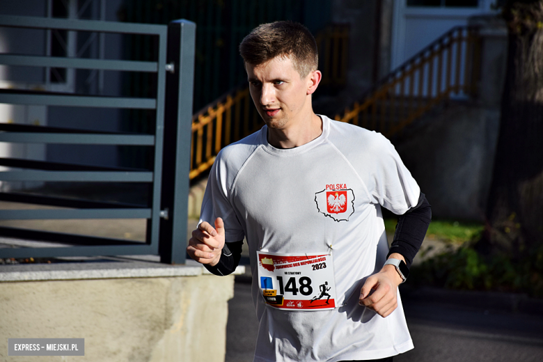 	Na sportowo uczcili 105. rocznicę niepodległej Polski. Bieg patriotyczny w Ząbkowicach Śląskich