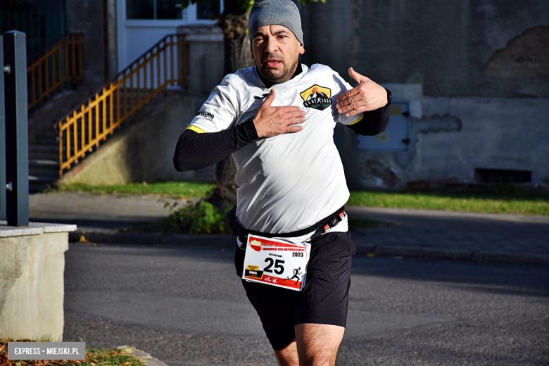 	Na sportowo uczcili 105. rocznicę niepodległej Polski. Bieg patriotyczny w Ząbkowicach Śląskich