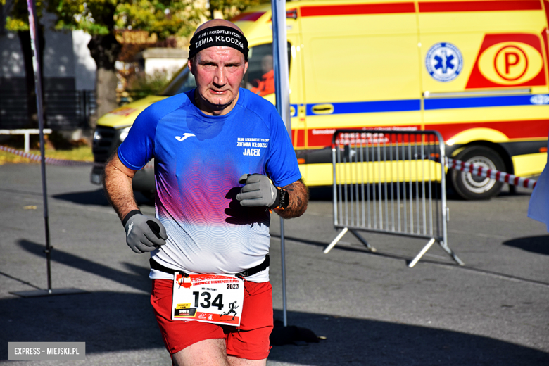 	Na sportowo uczcili 105. rocznicę niepodległej Polski. Bieg patriotyczny w Ząbkowicach Śląskich