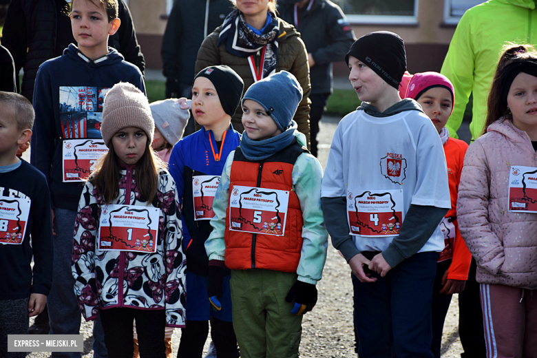 	Na sportowo uczcili 105. rocznicę niepodległej Polski. Bieg patriotyczny w Ząbkowicach Śląskich