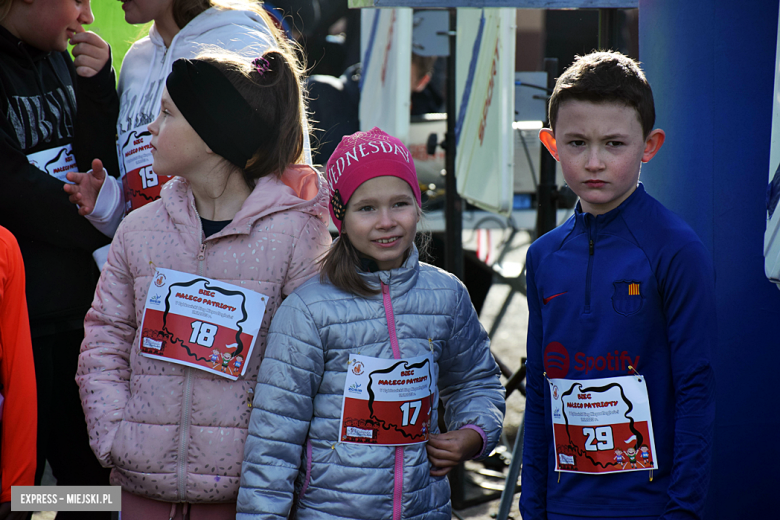 	Na sportowo uczcili 105. rocznicę niepodległej Polski. Bieg patriotyczny w Ząbkowicach Śląskich