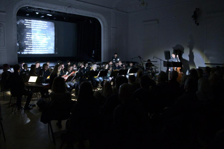 Koncert na finał trasy promującej wydanie debiutanckiego albumu pt. Frankenstein.