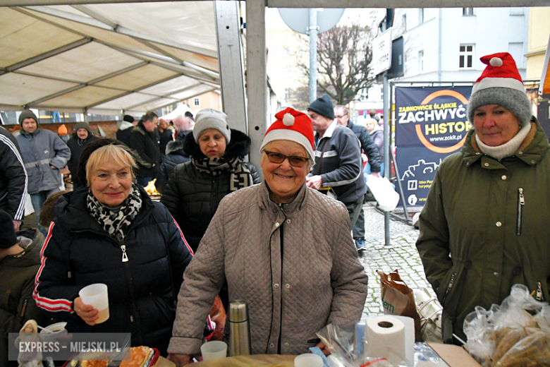 Mikołajkowy Jarmark Bożonarodzeniowy w Ząbkowicach Śląskich [foto]