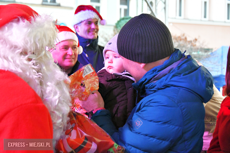 Mikołajkowy Jarmark Bożonarodzeniowy w Ząbkowicach Śląskich [foto]