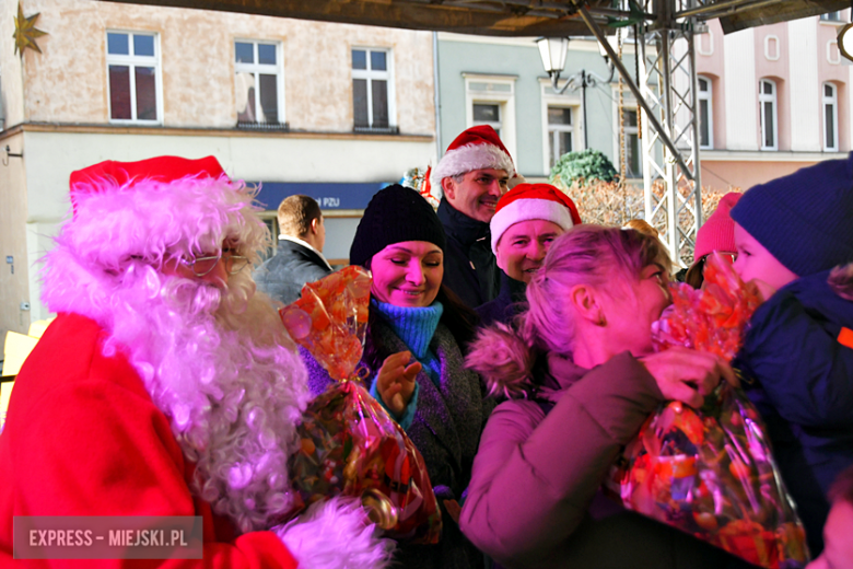 Mikołajkowy Jarmark Bożonarodzeniowy w Ząbkowicach Śląskich [foto]