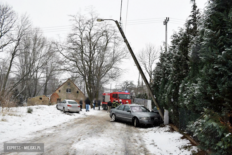 Zderzenie dwóch samochodów osobowych w Przedborowej [foto]