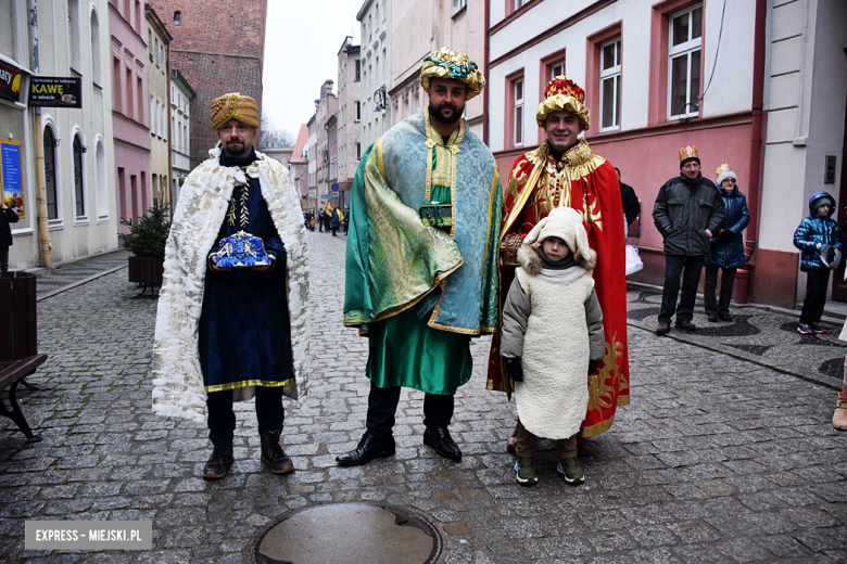 Orszak Trzech Króli przeszedł ulicami Ząbkowic Śląskich [foto]