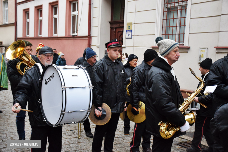 Orszak Trzech Króli przeszedł ulicami Ząbkowic Śląskich [foto]