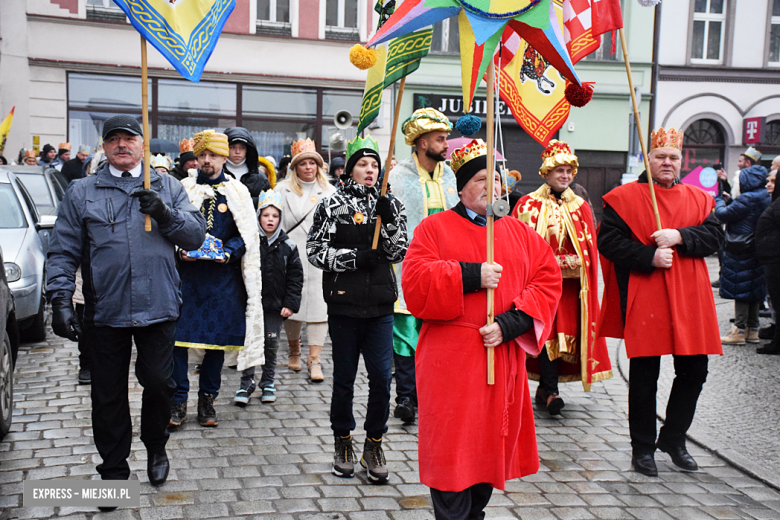 Orszak Trzech Króli przeszedł ulicami Ząbkowic Śląskich [foto]