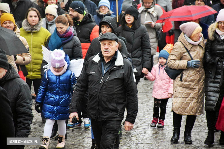 Orszak Trzech Króli przeszedł ulicami Ząbkowic Śląskich [foto]