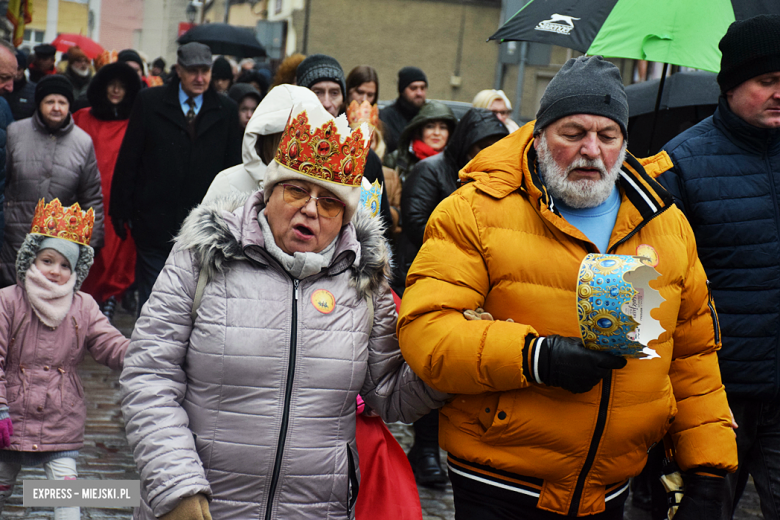 	Orszak Trzech Króli przeszedł ulicami Ząbkowic Śląskich [foto]