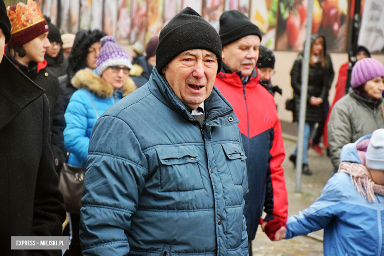 	Orszak Trzech Króli przeszedł ulicami Ząbkowic Śląskich [foto]