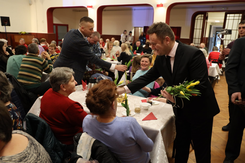 Obchody Dnia Kobiet w Ciepłowodach