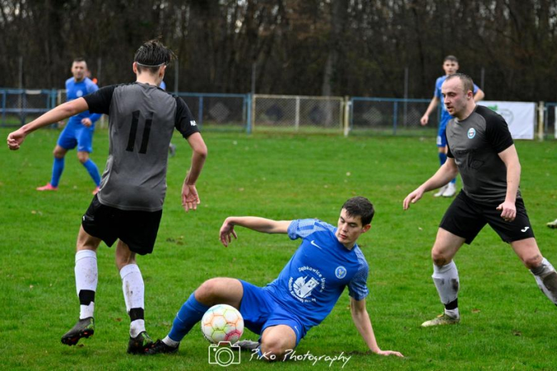 Klasa okręgowa: Zjednoczeni Żarów 3:5 (1:3) Orzeł Ząbkowice Śląskie