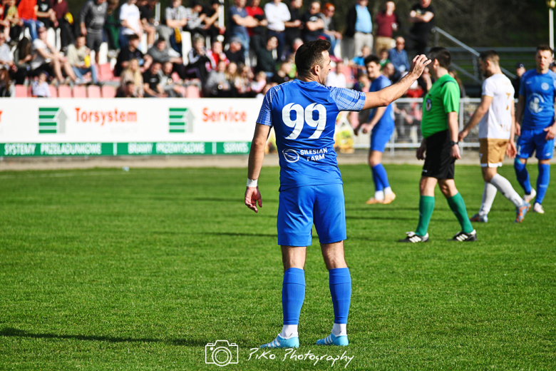 Klasa okręgowa: Zamek Kamieniec Ząbkowicki 1:2 (0:2) Orzeł Ząbkowice Śląskie