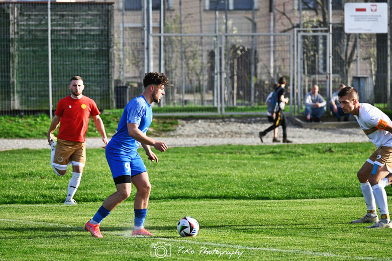 Klasa okręgowa: Zamek Kamieniec Ząbkowicki 1:2 (0:2) Orzeł Ząbkowice Śląskie