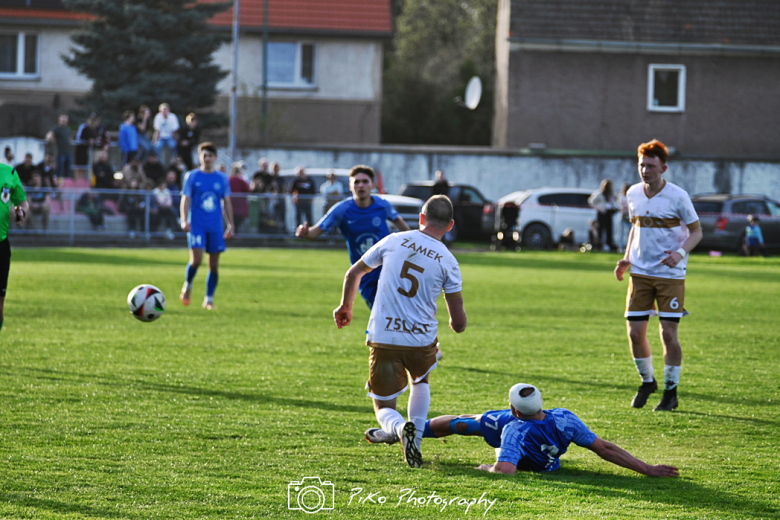 Klasa okręgowa: Zamek Kamieniec Ząbkowicki 1:2 (0:2) Orzeł Ząbkowice Śląskie