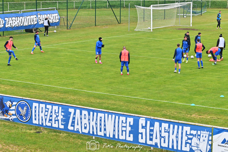 Klasa okręgowa: Orzeł Ząbkowice Śląskie 5:3 (2:2) Granit Roztoka