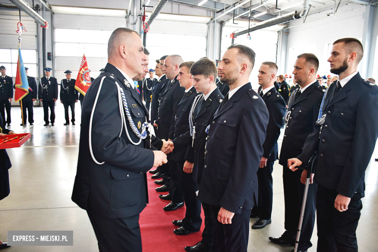 Powiatowe Obchody Dnia Strażaka. Strażacy otrzymali awanse