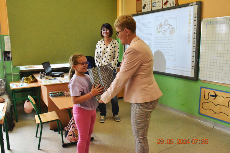 Dzień Dziecka w Zespole Szkolno-Przedszkolnym w Bardzie z filią w Przyłęku
