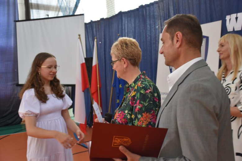 Zakończenie roku szkolnego w placówkach oświatowych Gminy Bardo