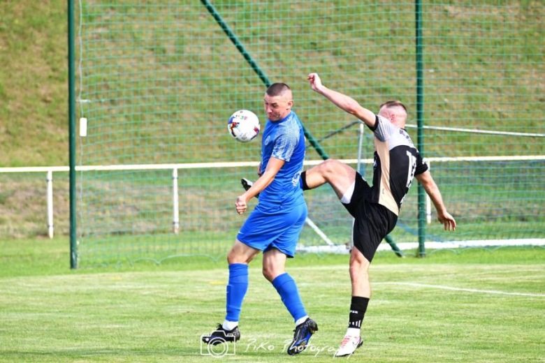 IV liga: Orzeł Ząbkowice Śląskie 1:2 (1:1) Barycz Sułów