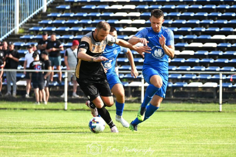 IV liga: Orzeł Ząbkowice Śląskie 1:2 (1:1) Barycz Sułów