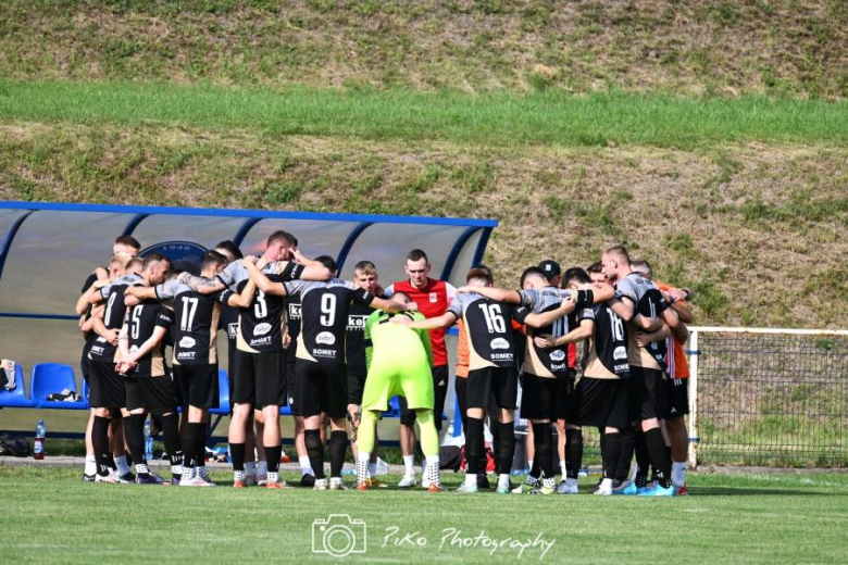 IV liga: Orzeł Ząbkowice Śląskie 1:2 (1:1) Barycz Sułów