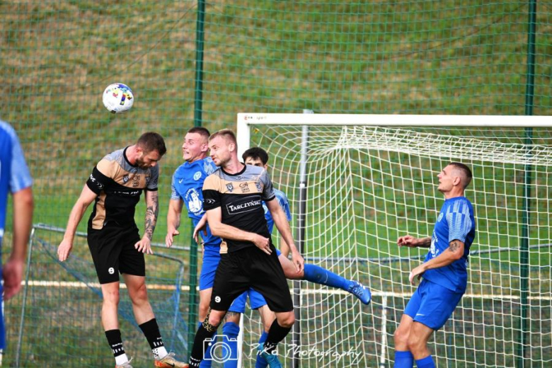 IV liga: Orzeł Ząbkowice Śląskie 1:2 (1:1) Barycz Sułów