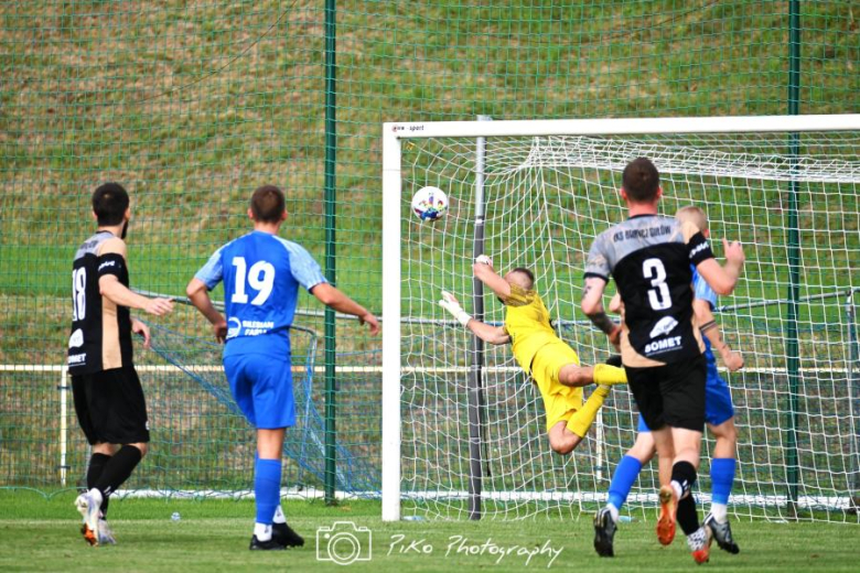 IV liga: Orzeł Ząbkowice Śląskie 1:2 (1:1) Barycz Sułów