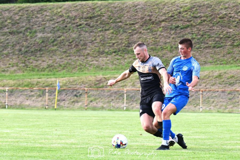 IV liga: Orzeł Ząbkowice Śląskie 1:2 (1:1) Barycz Sułów