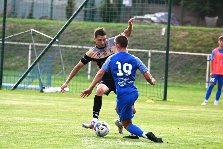 IV liga: Orzeł Ząbkowice Śląskie 1:2 (1:1) Barycz Sułów