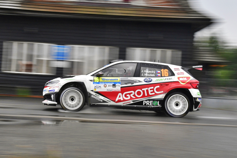 53. Barum Czech Rally Zlín 2024 dla Stříteskego i Hovorki [foto]