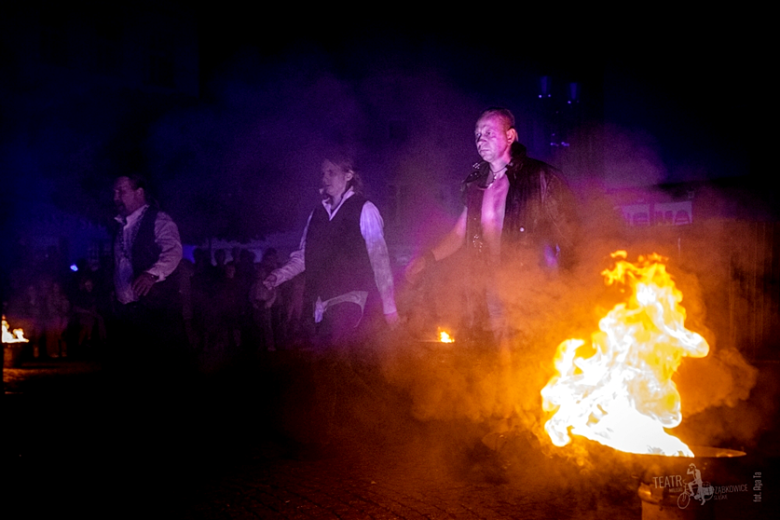 Miasto Ognia - spektakl teatru miejskiego w Ząbkowicach Śląskich