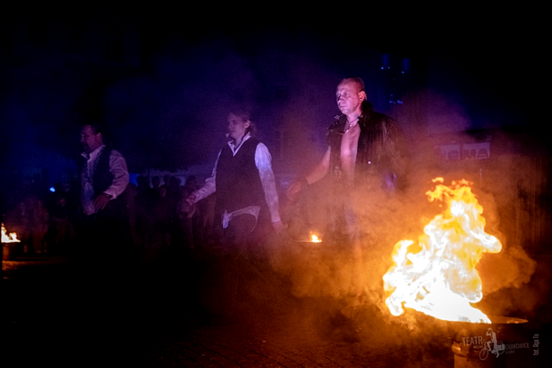 Miasto Ognia - spektakl teatru miejskiego w Ząbkowicach Śląskich