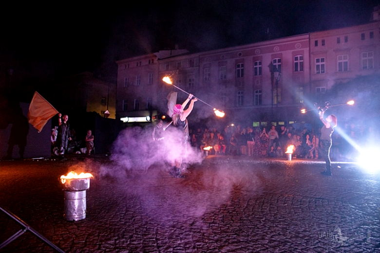 Miasto Ognia - spektakl teatru miejskiego w Ząbkowicach Śląskich