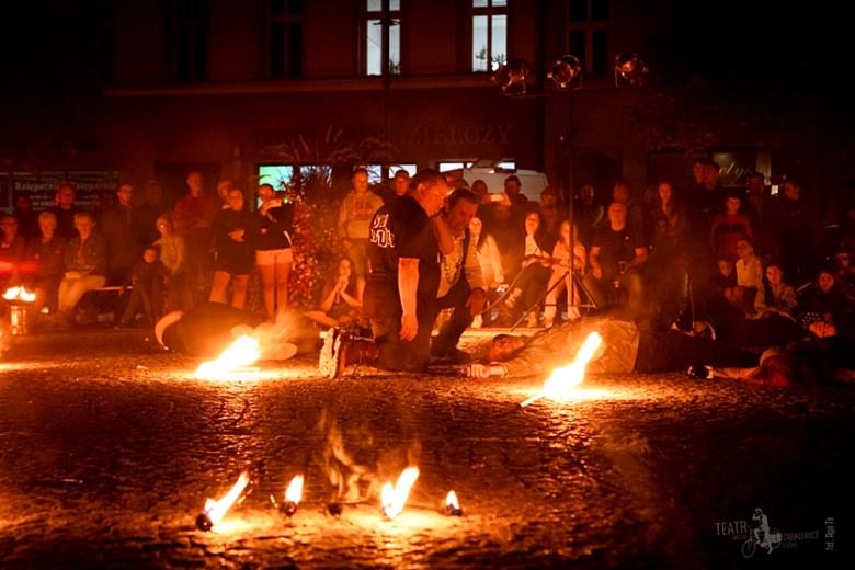 Miasto Ognia - spektakl teatru miejskiego w Ząbkowicach Śląskich