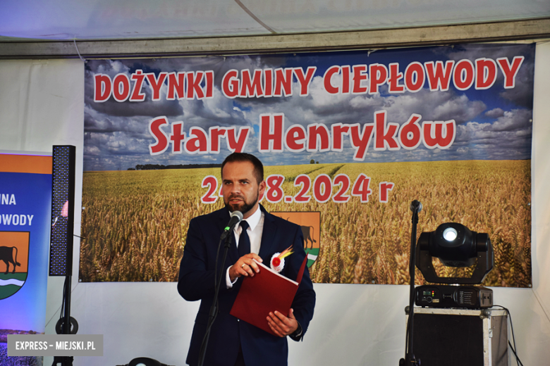 Dożynki gminy Ciepłowody w Starym Henrykowie 