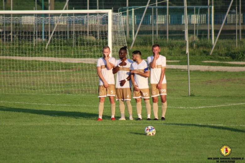 Klasa okręgowa: Zamek Kamieniec Ząbkowicki 1:1 (0:0) AKS Strzegom